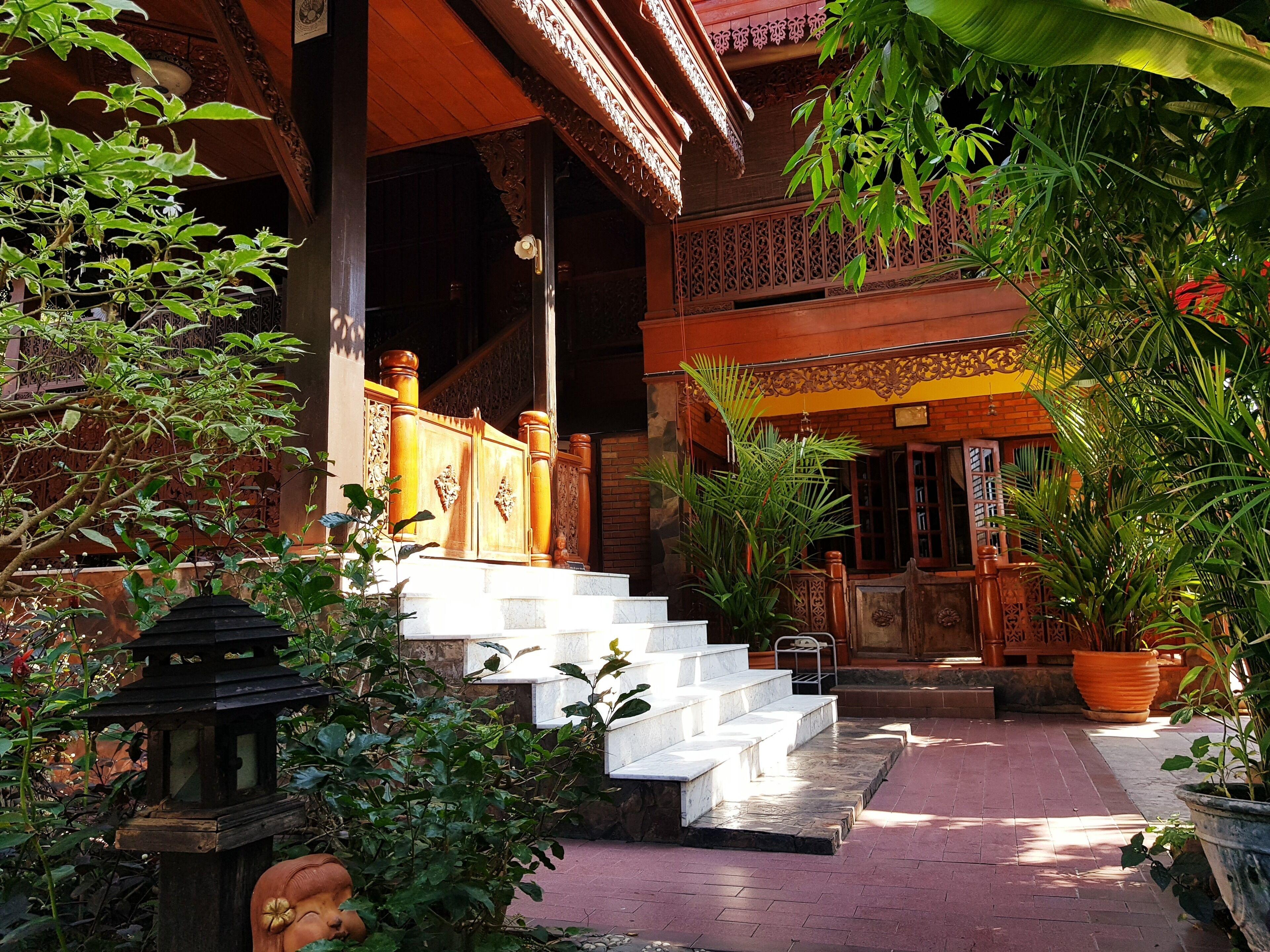Siri House Bed And Breakfast — Photos 1